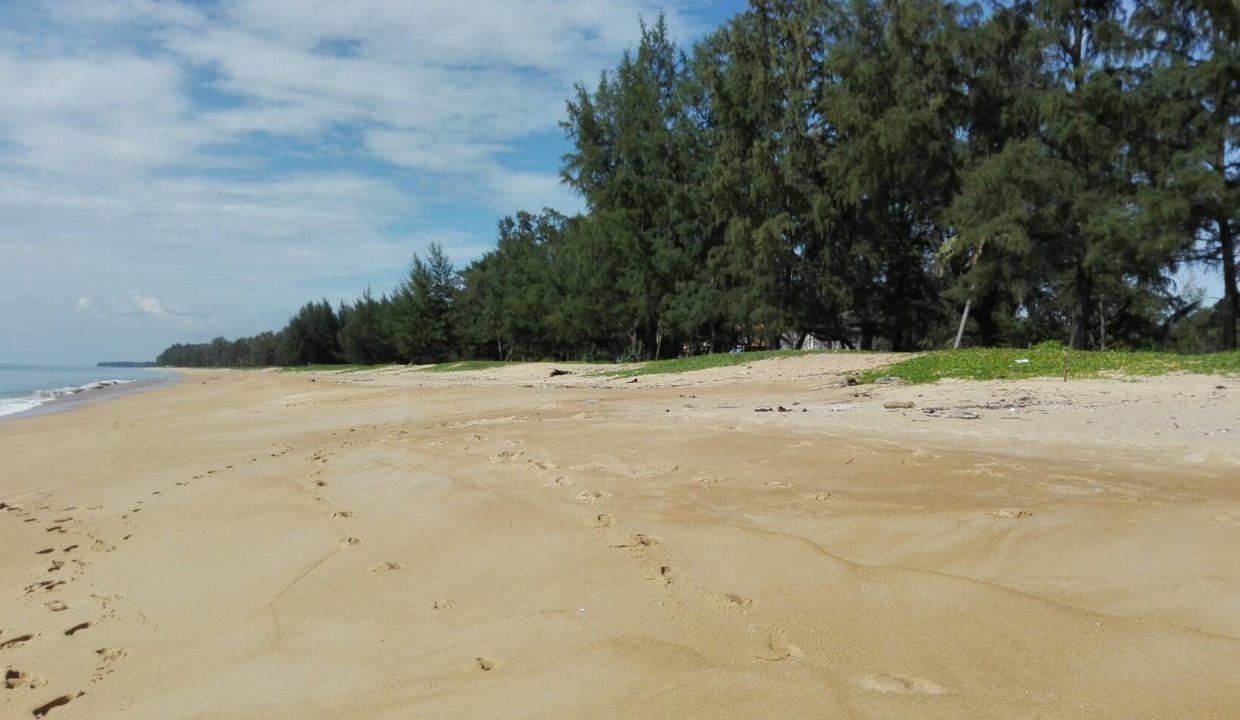 land-in-phuket-for-sale-mai-khao-beach-front-view